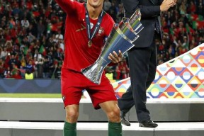 包含里程碑夜桑托斯官宣签约，CBA常规赛转会期刷纪录，质疑声四起，球队文化被再次提及的词条