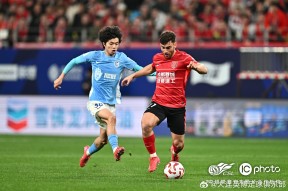  赛地聚焦——英超集结日热度飙升，上海海港内部沟通，气氛紧张，球探报告显示潜力